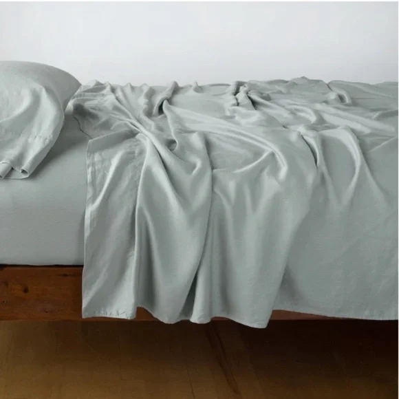 Bella Notte Queen Madera Luxe Sheet Set in Eucalyptus - Queen - Picture 1 of 2